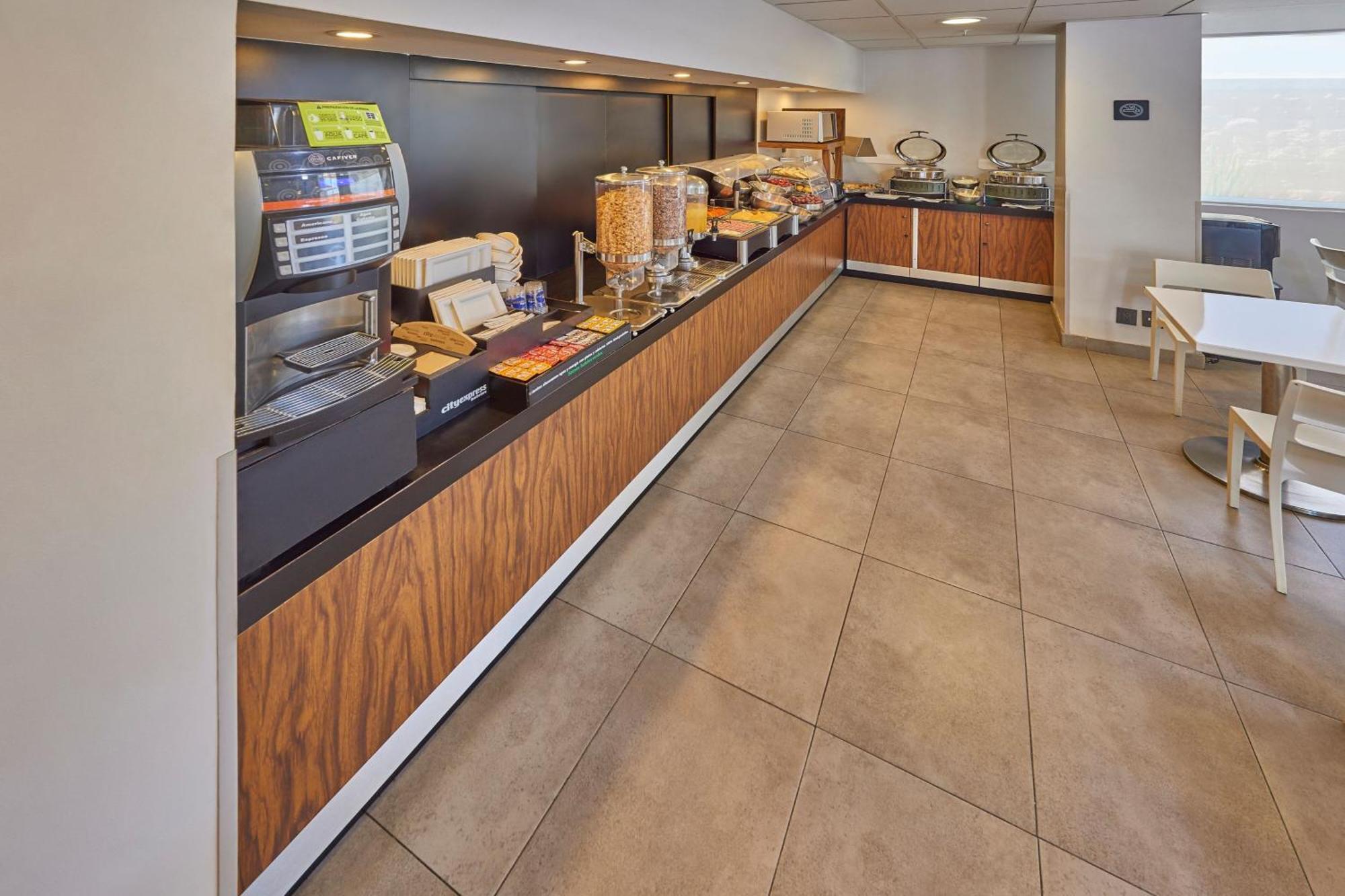 City Express By Marriott Monterrey Norte Exterior photo