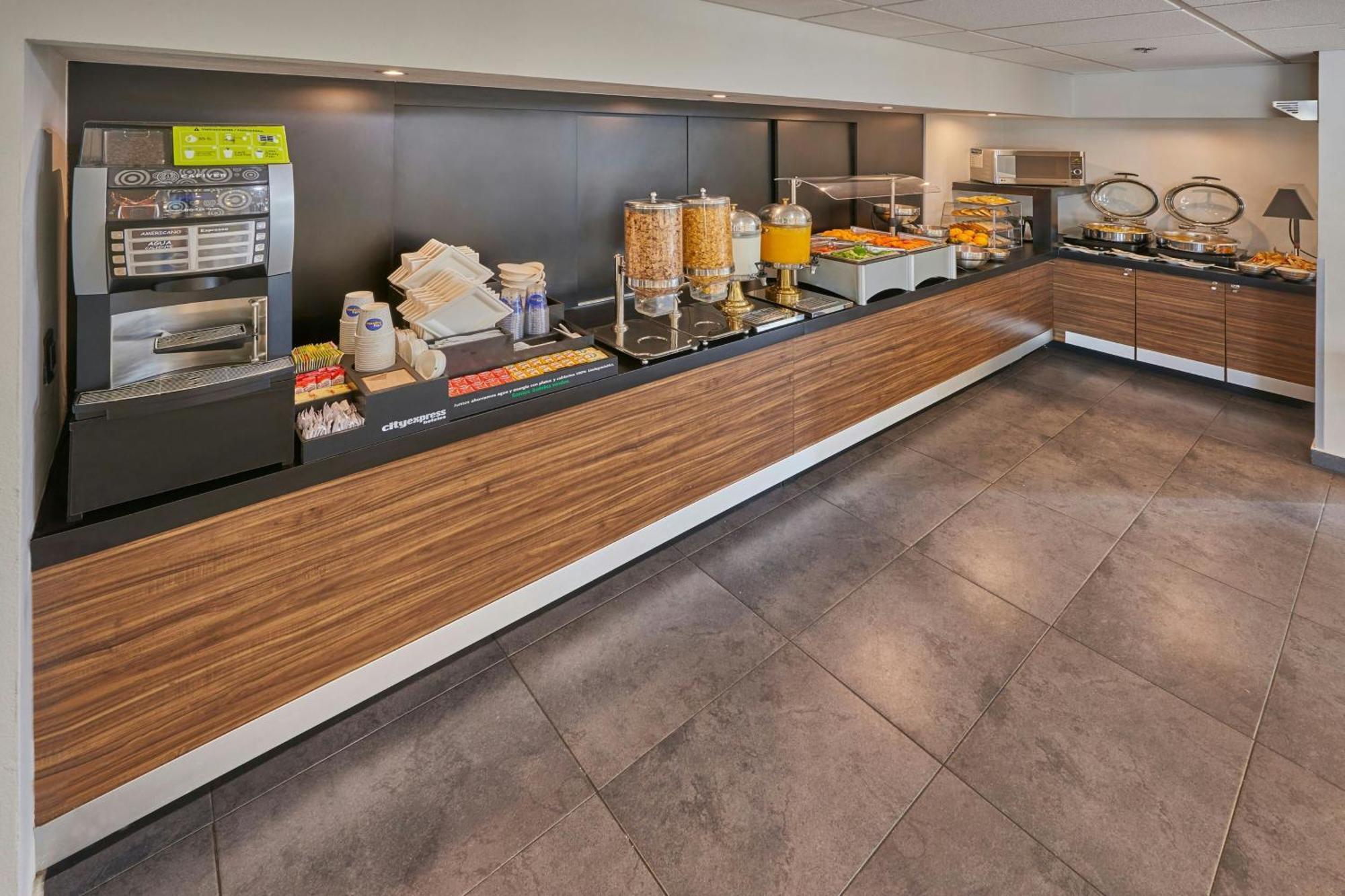 City Express By Marriott Monterrey Norte Exterior photo